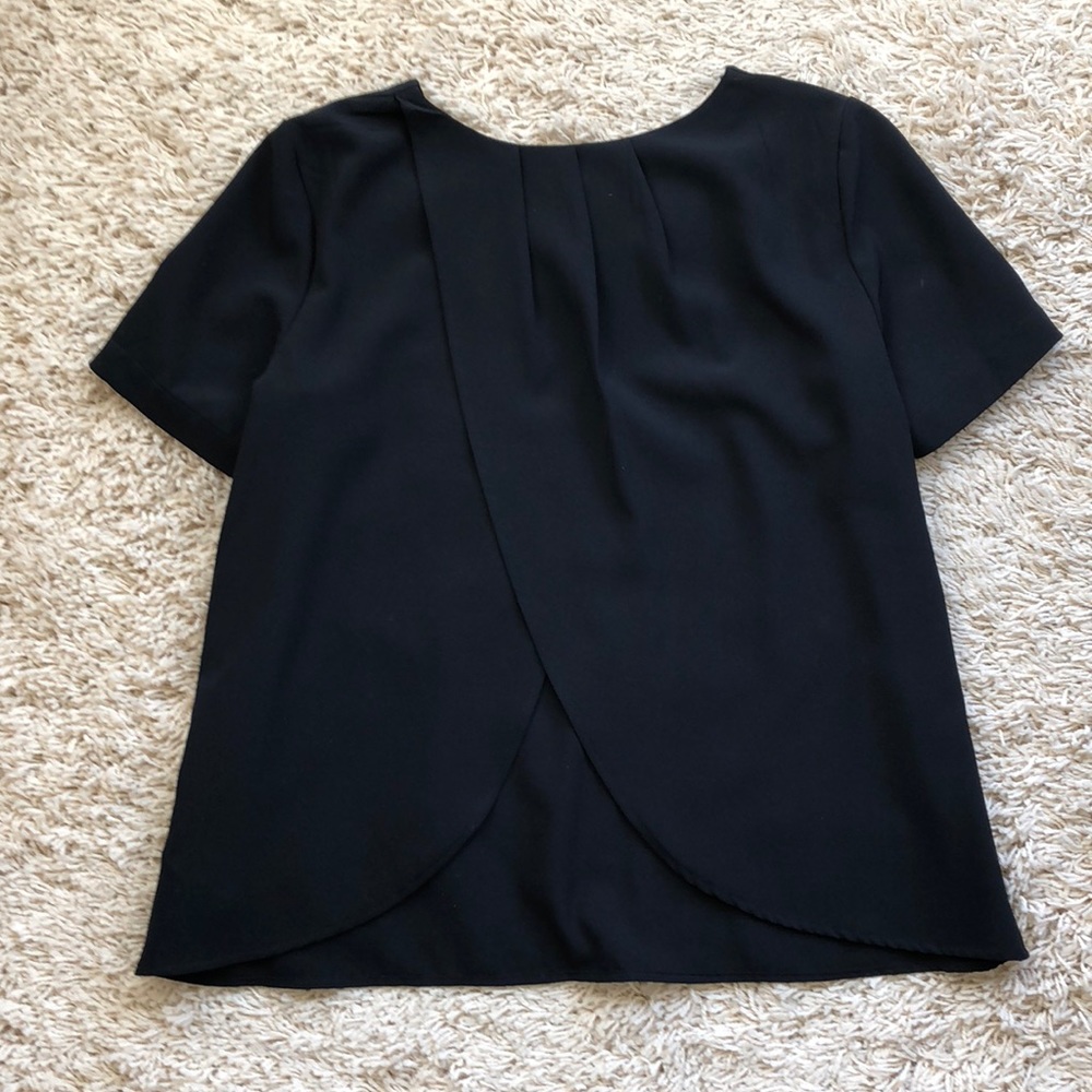 Banana Republic Tulip Back Short Sleeve Top